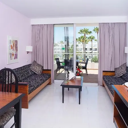 Szálloda Protur Vista Badia 4*